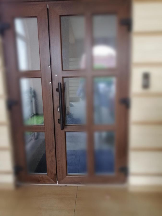 Lux Apartment In The City Center Мукачево Экстерьер фото